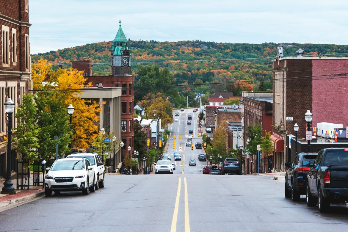 Best Small Towns in the USA for a Quiet Weekend Getaway